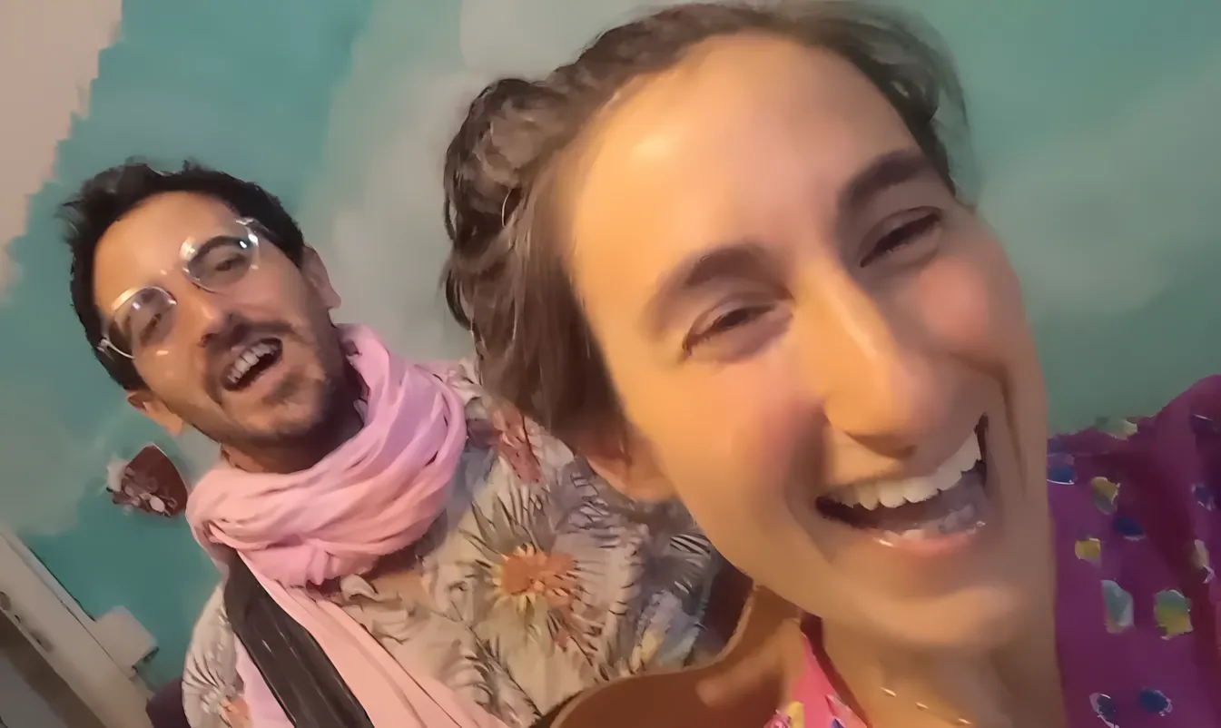 Cris y Clari en Ciudad Vieja, La Plata, 2024